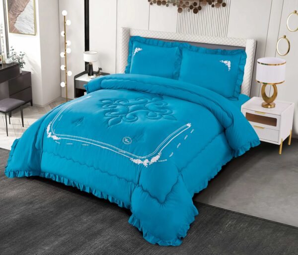 Luxury Towel Embroidery Quilted Bedspread Set