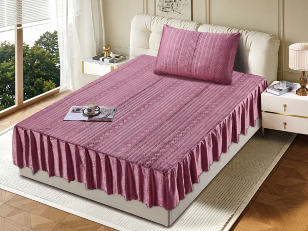 5 2-Piece Crystal Velvet Jacquard Bed Skirt Set
